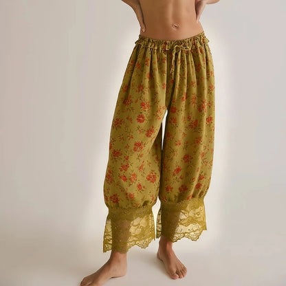 Women's Y2K Floral Lace Patchwork Cropped Trousers